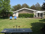 Groer bewachsener Garten